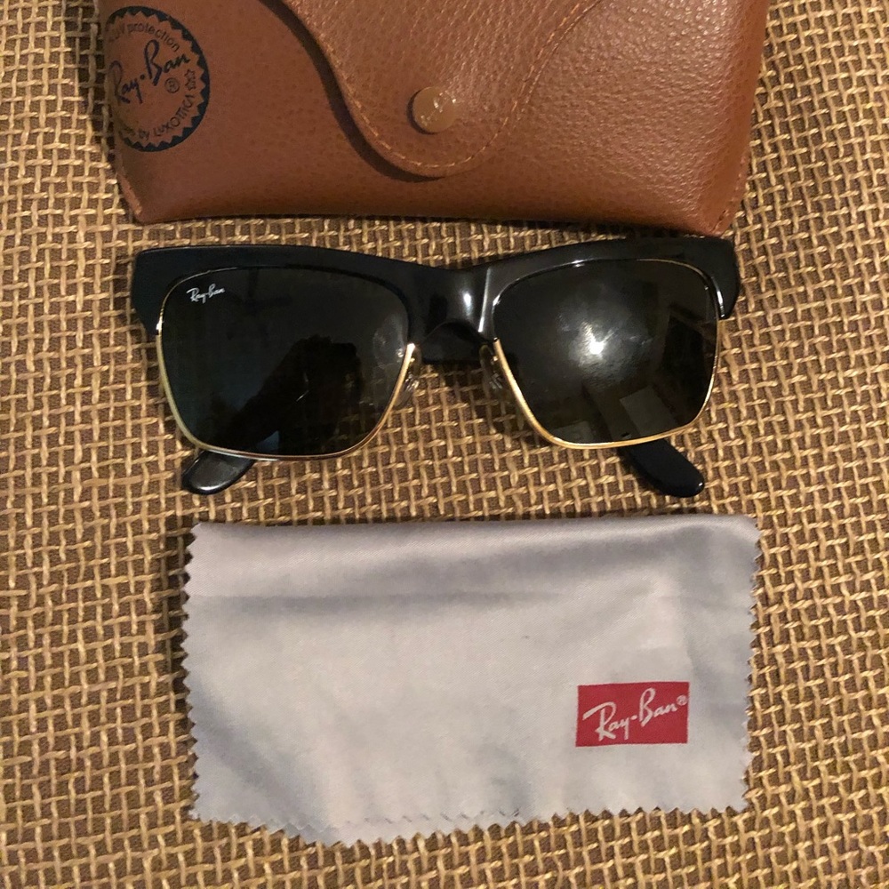 Authentic Rayban Sunglasses Unisex- Great for Summer!